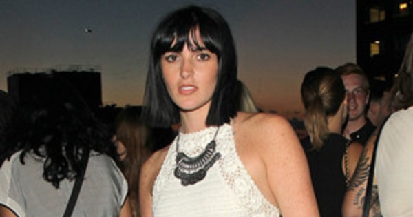 ali lohan Ali Lohan Flaunts Abs in Crop Top See the Pic E News ali lohan Ali Lohan Flaunts Abs in Crop Top See the Pic E News